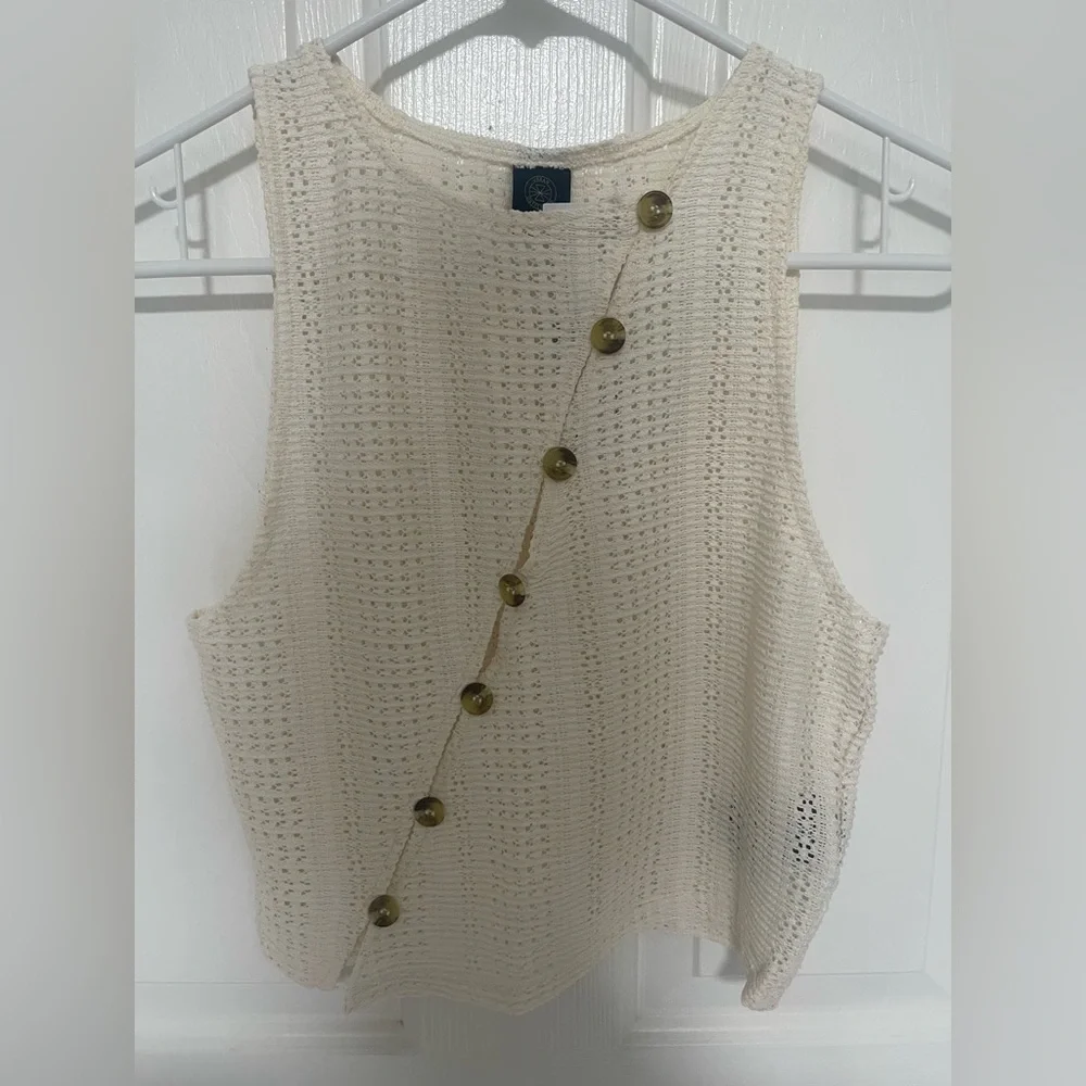 Urban Outfitters Cream Knit Diagonal Button Crop Tank - Picture 2 of 4